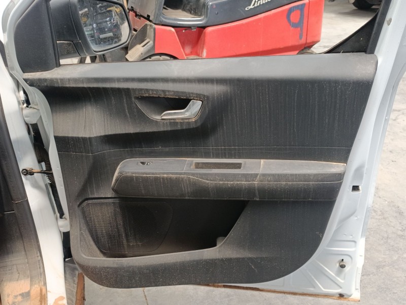 Recambio de guarnecido puerta delantera derecha para ford transit courier referencia OEM IAM   