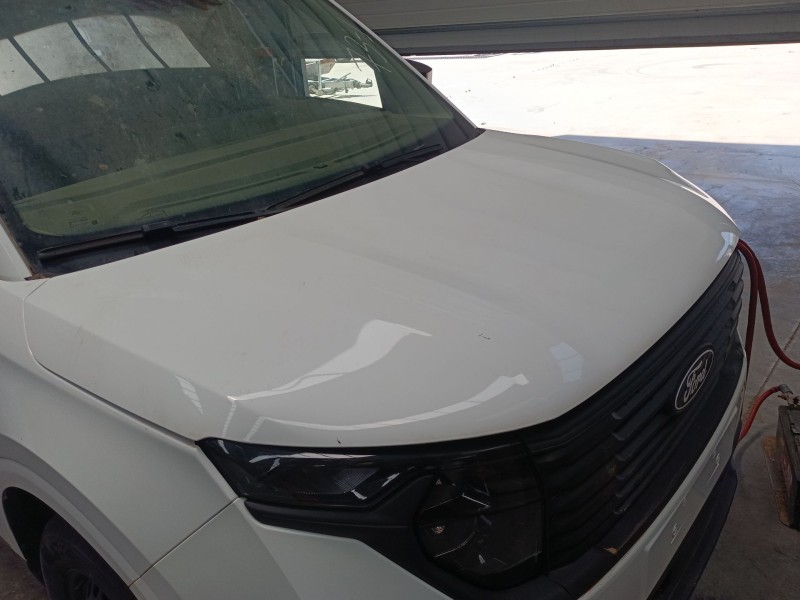 Recambio de capot para ford transit courier referencia OEM IAM   