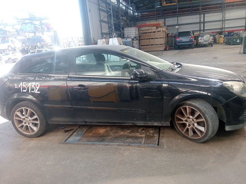 opel astra h gtc (a04) del año 2005