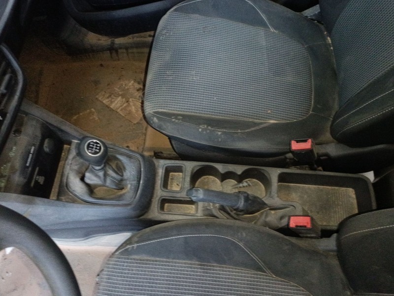 Recambio de consola central para ford transit courier referencia OEM IAM   