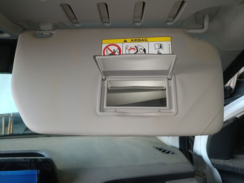 Recambio de parasol derecho para ford transit courier referencia OEM IAM   