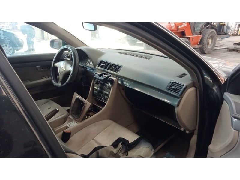audi a4 b6 (8e2) del año 2000