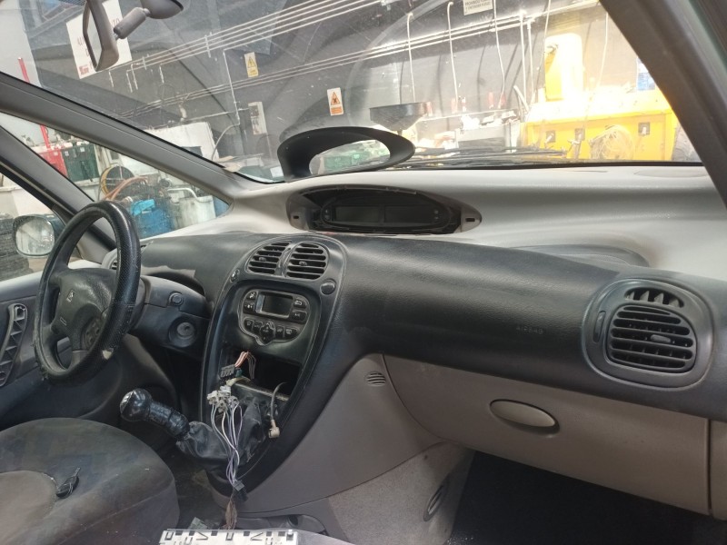 citroën xsara picasso (n68) del año 1999