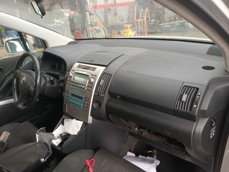 toyota corolla verso (zer_, zze12_, r1_) del año 2008