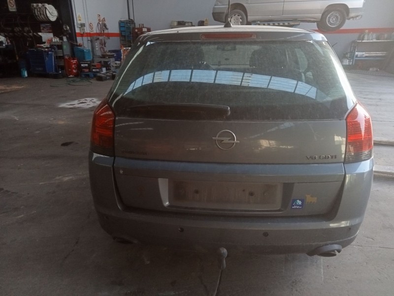 opel signum hatchback (z03) del año 2003