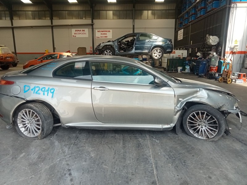 alfa romeo gt (937_) del año 2005