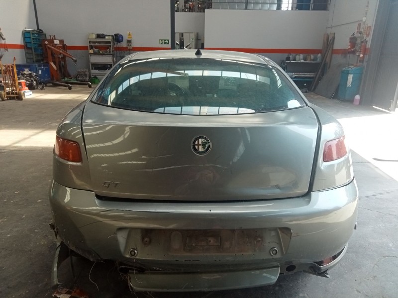 alfa romeo gt (937_) del año 2005