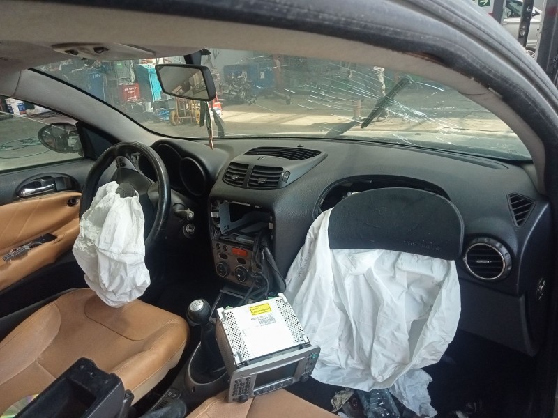 alfa romeo gt (937_) del año 2005