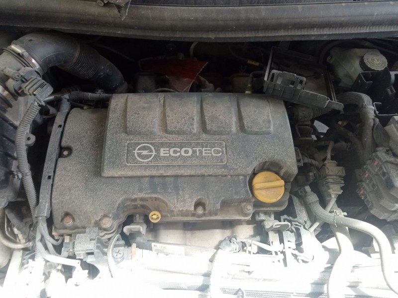 opel corsa d (s07) del año 2014