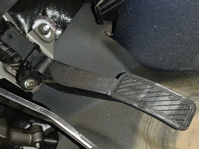 Recambio de pedal acelerador para ford transit courier referencia OEM IAM   