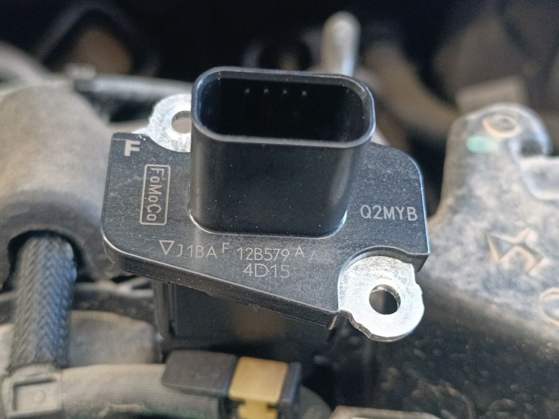 Recambio de caudalimetro para ford transit courier referencia OEM IAM J1BAF12B579A  