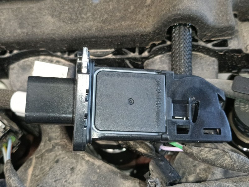 Recambio de caudalimetro para ford transit courier referencia OEM IAM J1BAF12B579A  