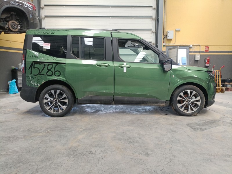 ford tourneo combi v769 del año 2024