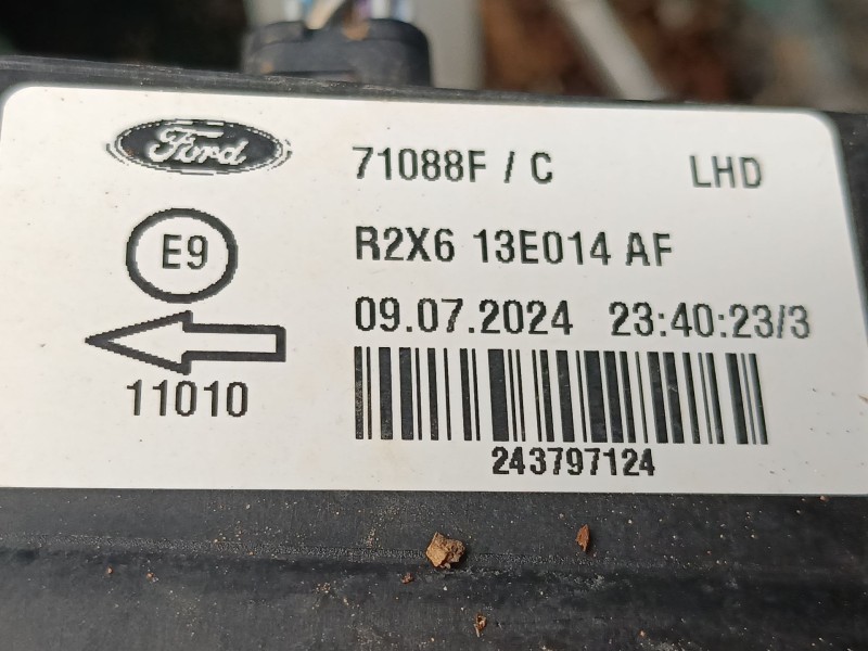 Recambio de faro derecho para ford tourneo combi v769 referencia OEM IAM   