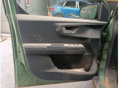 Recambio de guarnecido puerta delantera izquierda para ford tourneo combi v769 referencia OEM IAM   