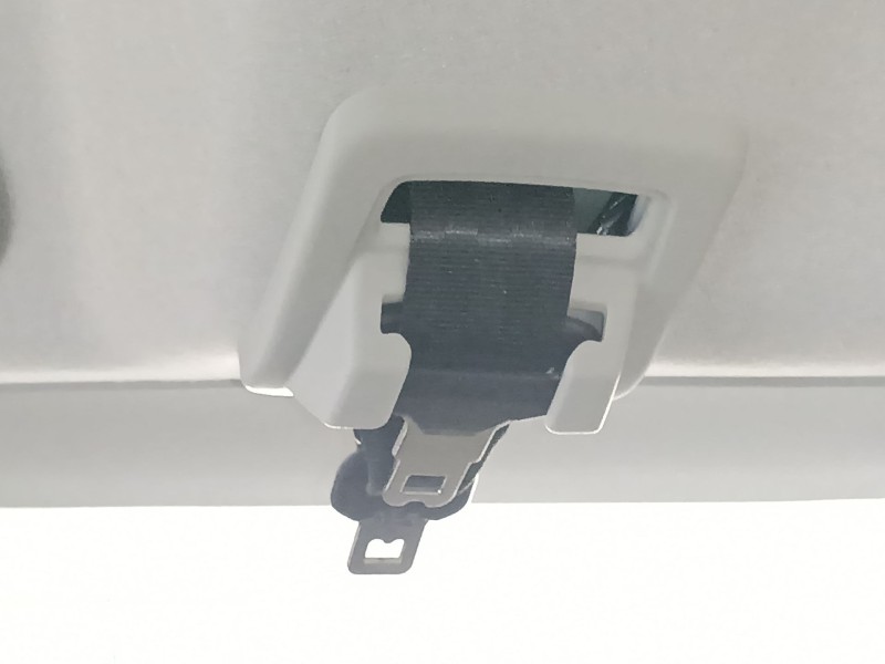 Recambio de cinturon seguridad trasero central para ford tourneo combi v769 referencia OEM IAM   