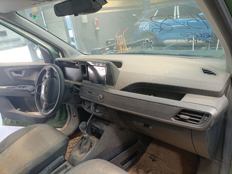 Recambio de salpicadero para ford tourneo combi v769 referencia OEM IAM   