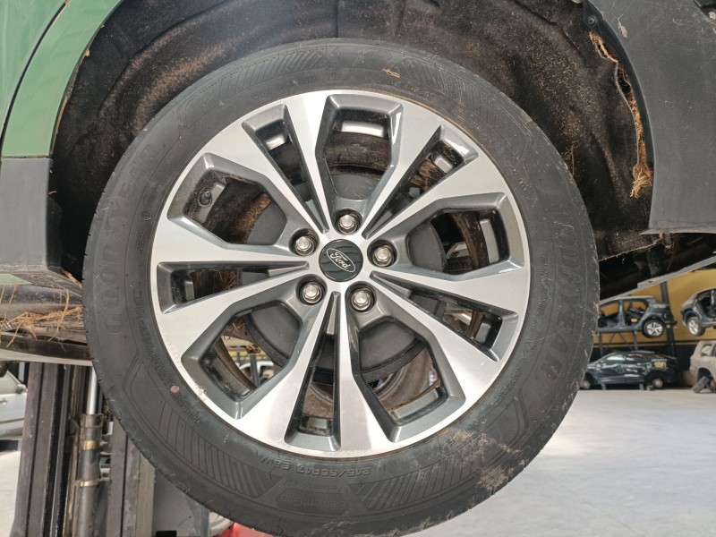 Recambio de llanta sin neumatico para ford tourneo combi v769 referencia OEM IAM 17 PULGADAS  