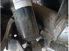Recambio de amortiguador trasero izquierdo para ford tourneo combi v769 referencia OEM IAM R2X618080CB  