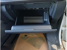 Recambio de guantera para ford transit courier referencia OEM IAM    2
