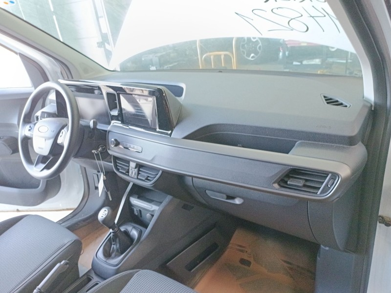 Recambio de salpicadero para ford transit courier referencia OEM IAM   