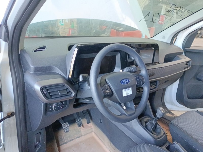 Recambio de salpicadero para ford transit courier referencia OEM IAM   