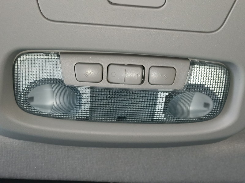 Recambio de luz interior para ford transit courier referencia OEM IAM   