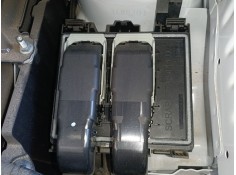 CAJA RELES / FUSIBLES 
