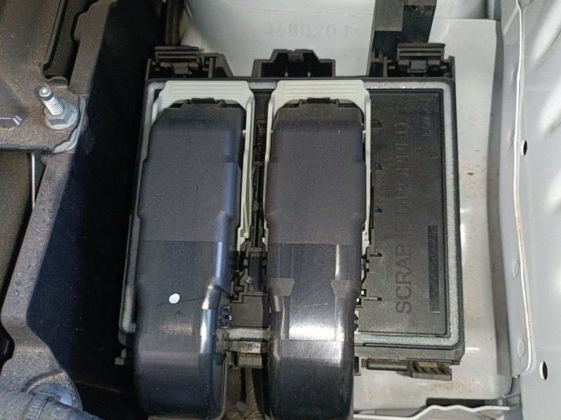 Recambio de caja reles / fusibles para ford transit courier referencia OEM IAM   