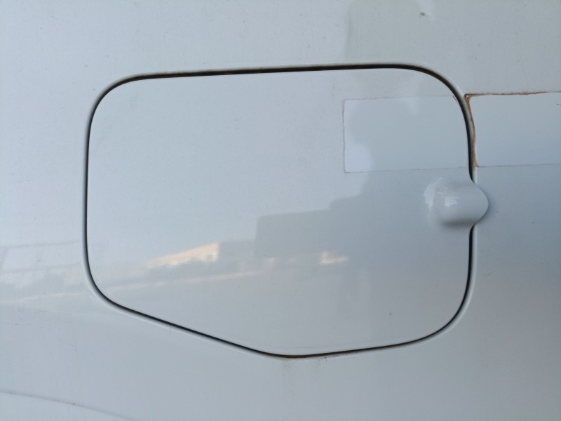 Recambio de tapa exterior combustible para ford transit courier referencia OEM IAM   