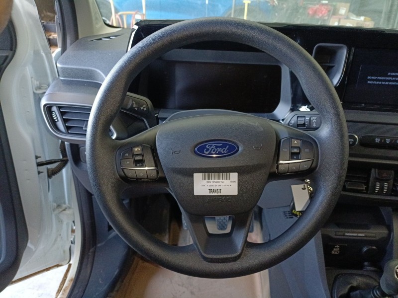 Recambio de volante para ford transit courier referencia OEM IAM   