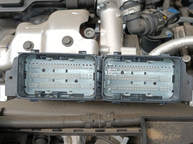 Recambio de centralita motor uce para ford transit courier referencia OEM IAM   