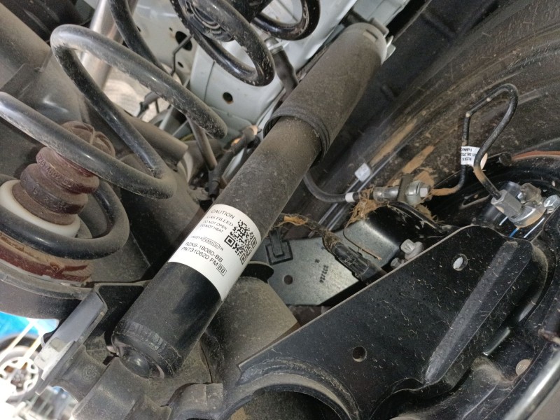 Recambio de amortiguador trasero derecho para ford transit courier referencia OEM IAM R2X6-18080-BB  