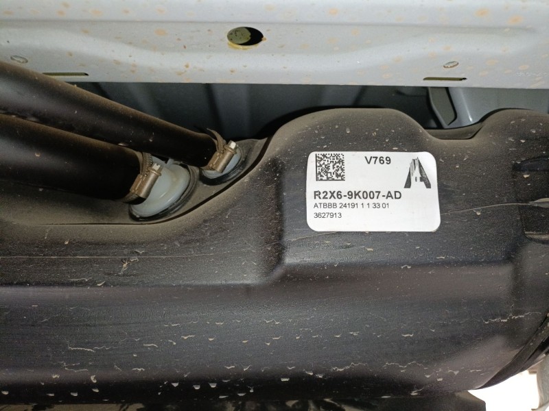 Recambio de deposito combustible para ford transit courier referencia OEM IAM   