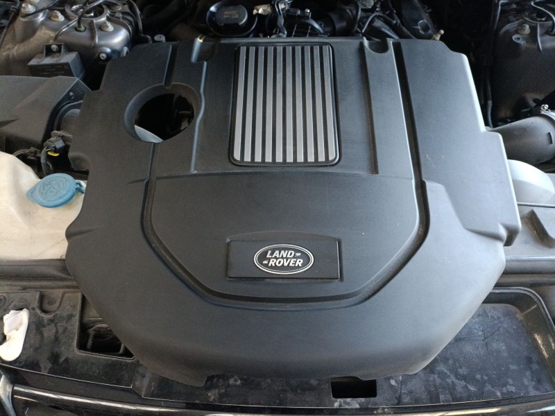 Recambio de tapa motor para land rover range rover sport ii (l494) 3.0 sdv6 4x4 referencia OEM IAM   