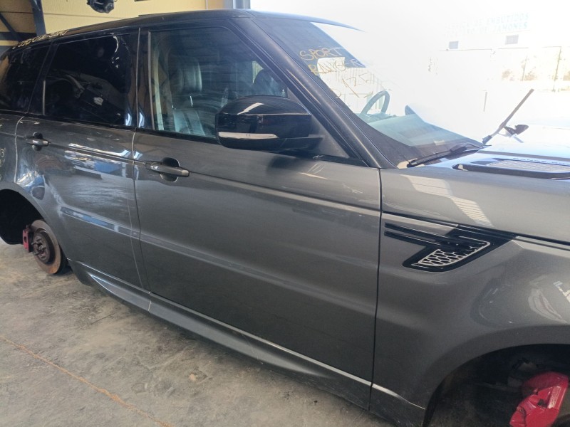Recambio de puerta delantera derecha para land rover range rover sport ii (l494) 3.0 sdv6 4x4 referencia OEM IAM   