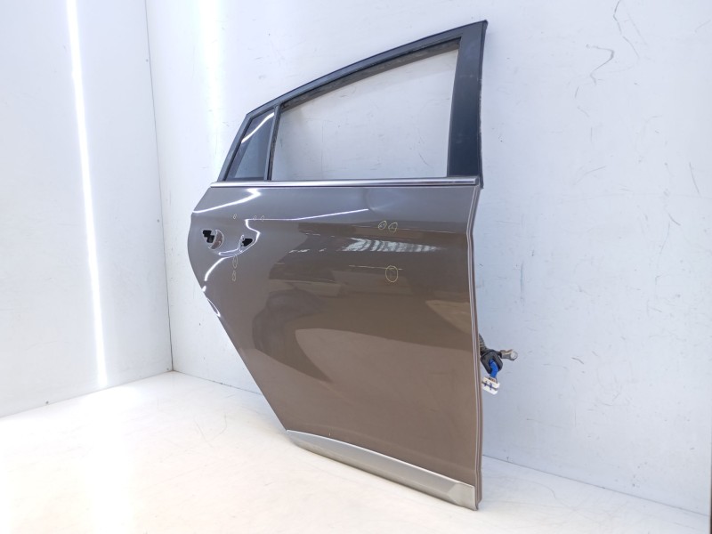 Recambio de puerta trasera derecha para hyundai ioniq (ae) 1.6 gdi hybrid referencia OEM IAM   