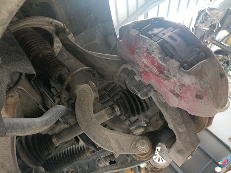 Recambio de mangueta delantera derecha para land rover range rover sport ii (l494) 3.0 sdv6 4x4 referencia OEM IAM   