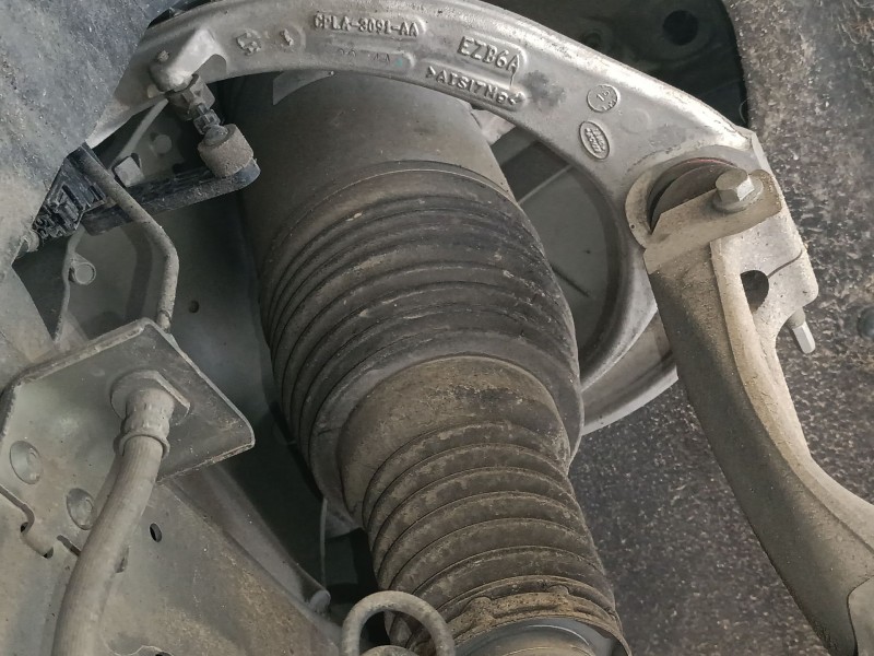 Recambio de amortiguador delantero izquierdo para land rover range rover sport ii (l494) 3.0 sdv6 4x4 referencia OEM IAM   