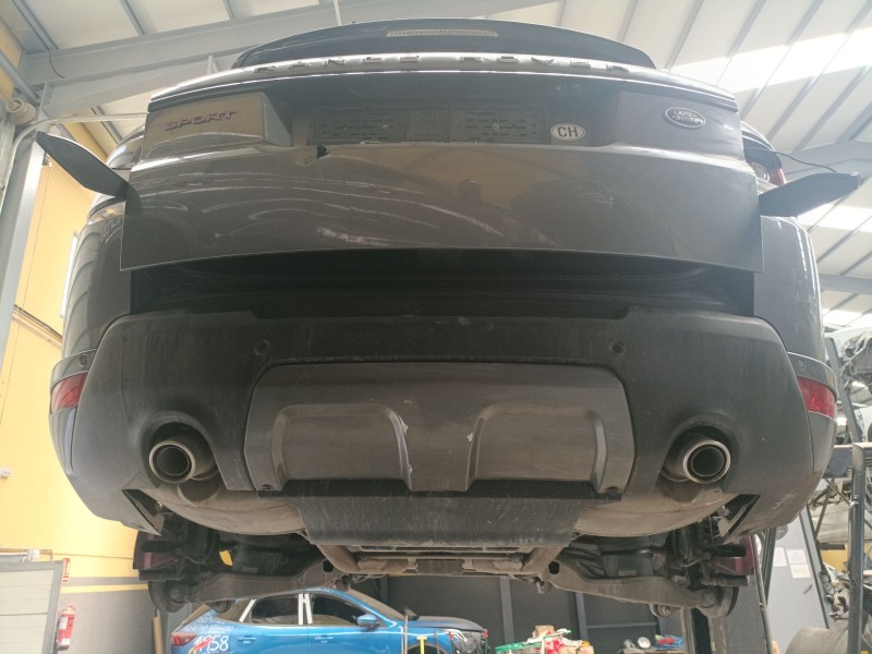 Recambio de paragolpes trasero para land rover range rover sport ii (l494) 3.0 sdv6 4x4 referencia OEM IAM   