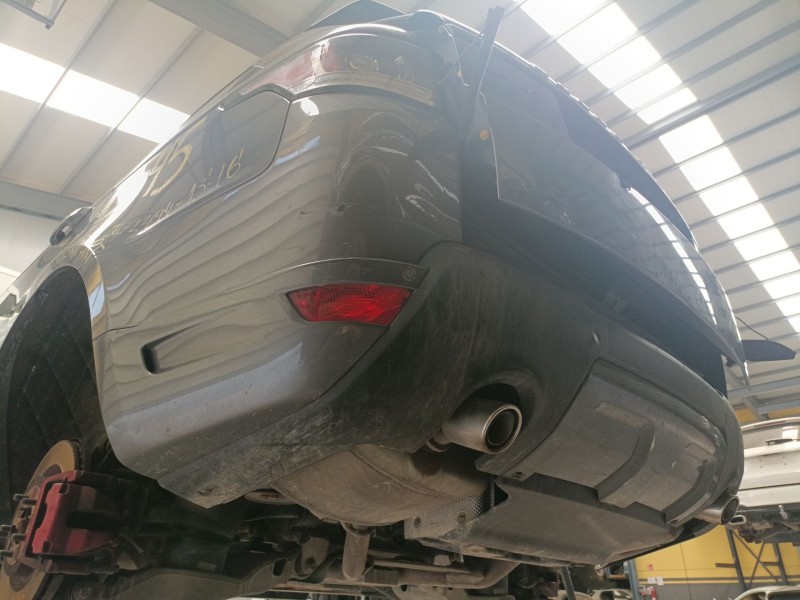 Recambio de paragolpes trasero para land rover range rover sport ii (l494) 3.0 sdv6 4x4 referencia OEM IAM   