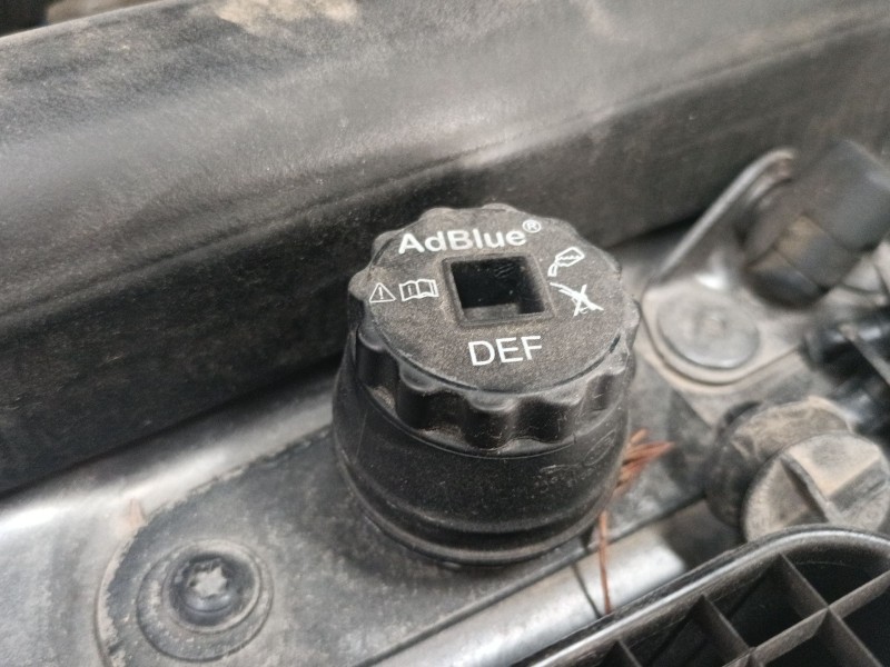 Recambio de adblue para land rover range rover sport ii (l494) 3.0 sdv6 4x4 referencia OEM IAM   