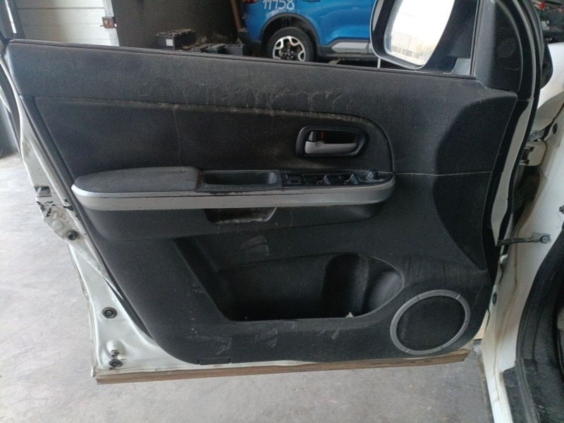 Recambio de guarnecido puerta delantera izquierda para suzuki grand vitara ii (jt, te, td) 1.9 ddis a las 4 ruedas (jt419, td44,