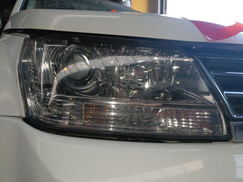 Recambio de faro derecho para suzuki grand vitara ii (jt, te, td) 1.9 ddis a las 4 ruedas (jt419, td44, jb419wd, jb419xd) refere