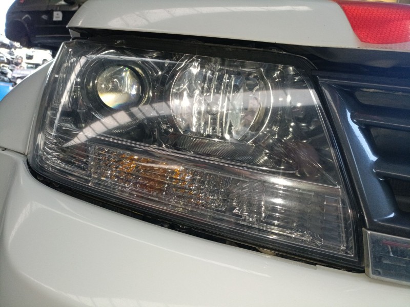Recambio de faro derecho para suzuki grand vitara ii (jt, te, td) 1.9 ddis a las 4 ruedas (jt419, td44, jb419wd, jb419xd) refere