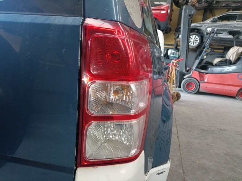 Recambio de piloto trasero derecho para suzuki grand vitara ii (jt, te, td) 1.9 ddis a las 4 ruedas (jt419, td44, jb419wd, jb419