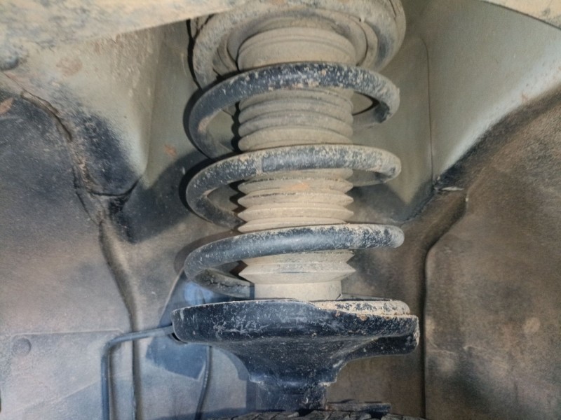Recambio de amortiguador delantero izquierdo para suzuki grand vitara ii (jt, te, td) 1.9 ddis a las 4 ruedas (jt419, td44, jb41