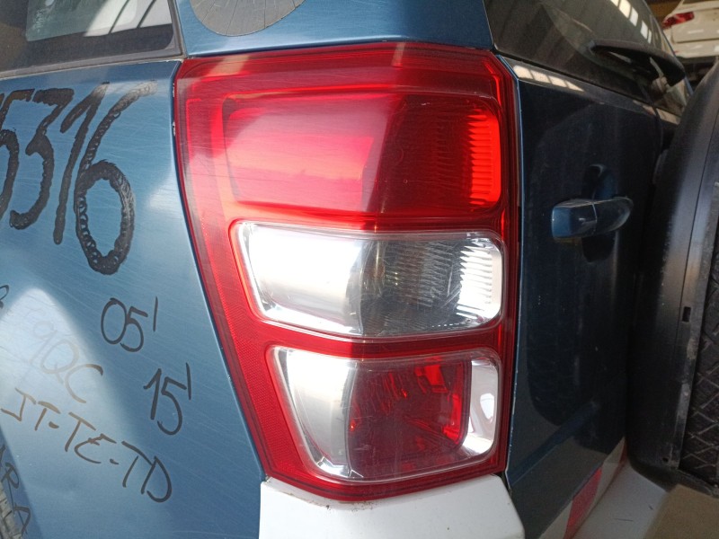 Recambio de piloto trasero izquierdo para suzuki grand vitara ii (jt, te, td) 1.9 ddis a las 4 ruedas (jt419, td44, jb419wd, jb4