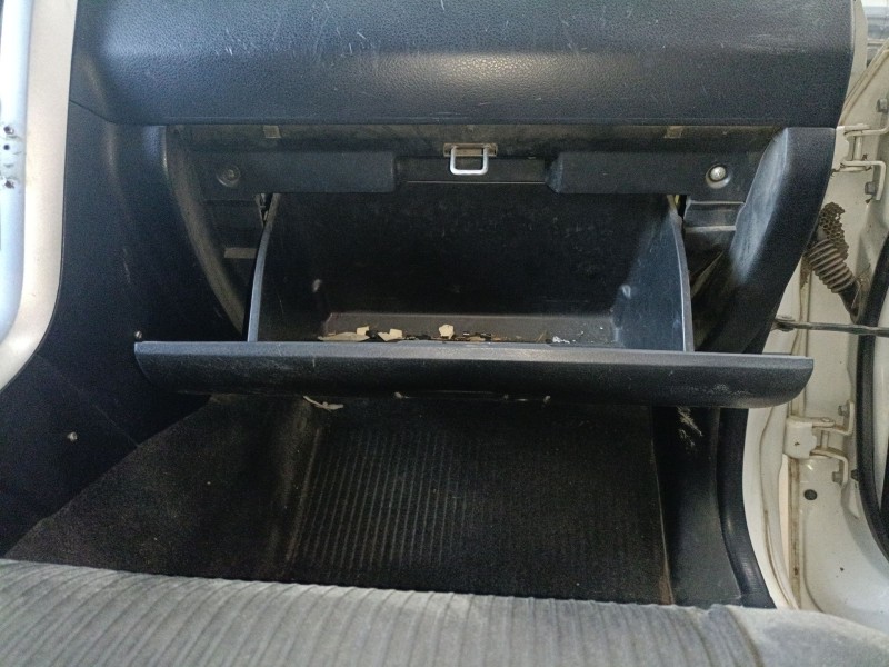 Recambio de guantera para suzuki grand vitara ii (jt, te, td) 1.9 ddis a las 4 ruedas (jt419, td44, jb419wd, jb419xd) referencia