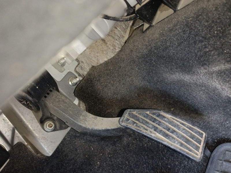 Recambio de pedal acelerador para suzuki grand vitara ii (jt, te, td) 1.9 ddis a las 4 ruedas (jt419, td44, jb419wd, jb419xd) re